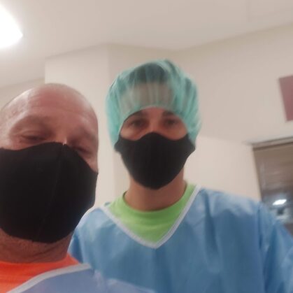 amikor a műtő ajtót karban kell tartani két műtét között